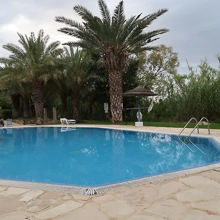 Paradise بيت للعطل بافوس